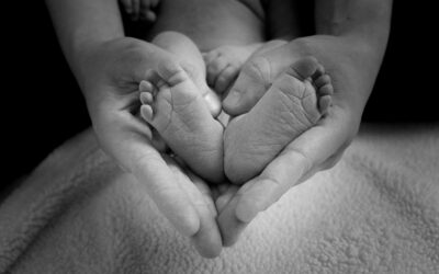 Il Grounding nella relazione madre-bambino. La Costruzione del Grounding dalla vita intrauterina al postnatale. Di Emanuela Bellone, Psicoterapeuta ad indirizzo transazionale e bioenergetico